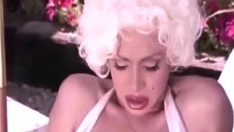 Gia Darling slammed