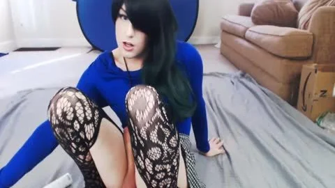 Sissy Erica receives Machine slammed