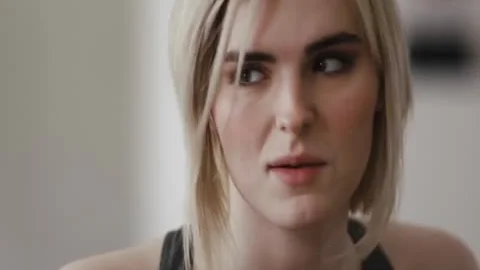 Ella Hollywood receives boned