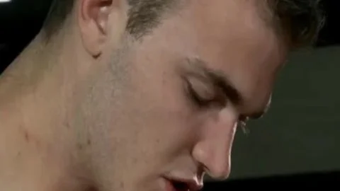 Juliette Stray TS ball batter flow Queen 10
