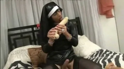 Sloppy fucking accompanied by lustful nun