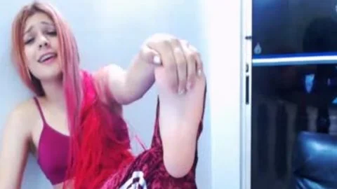 Redhead legal age teenager Melisa Feet Fetish Foreplay cam