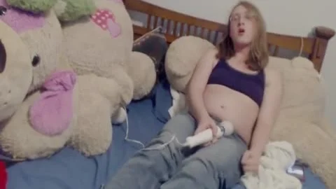 Moaning Genderqueer Cums In Her Boxers With Hitachi