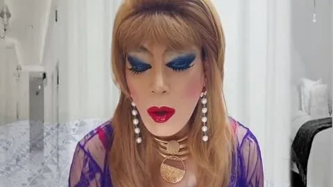 Sissy Niclo Very beautiful Makeup