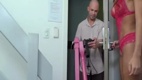 'gigantic Tittied Ginger ladyboy Jean Gray gets Creampied By A Sex Machine Expert'
