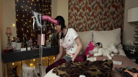 Setting Up The Bad Dragon Bukkake