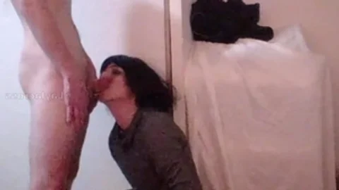 Drooling while engulfing Off A 18yo (Wide View) - LaylacrossFR