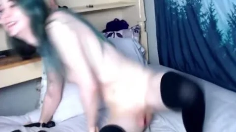 Emo Pussyboy Playing With Her Vibrating toy