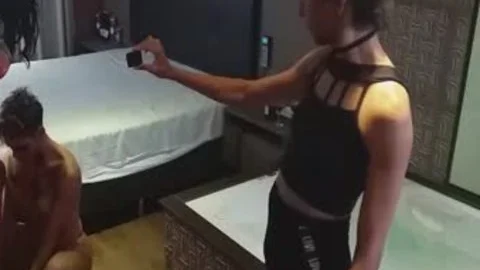 Chamei Minha Amiga Magaly Vaz Para Fazer Um clip scene Porno Delicioso Para UM CLIENTE, Duas Cavalonas Brincando E Fudendo.   Sabrina Prezotte