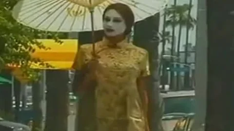 Kabuki ladyboy
