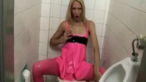 shitter's Pinky