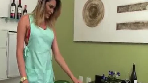 tranny Bella Atrix Stuffs Vegetables Up Her anal